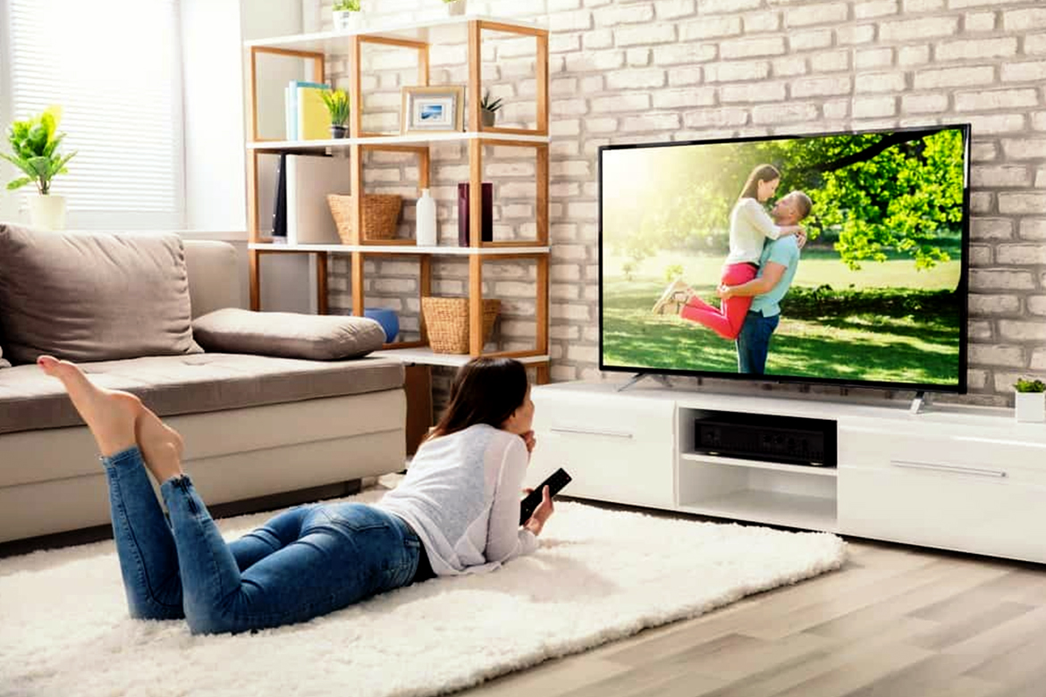 Why 40 Inch Smart Tv Is An Ideal Size For Your Room Techmobi