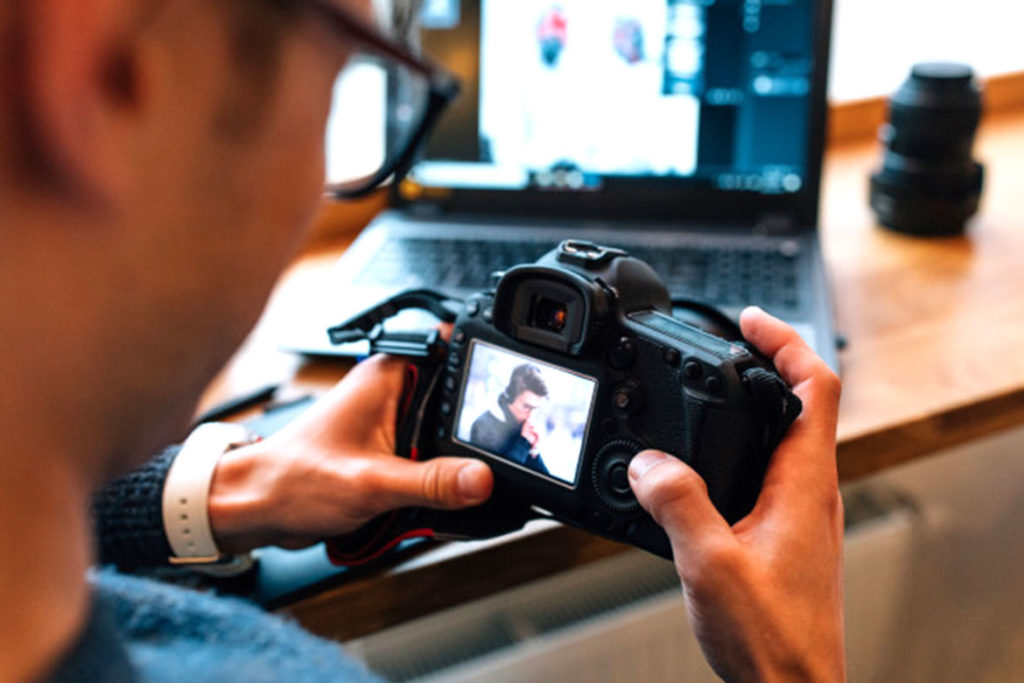 DSLR TechMobi